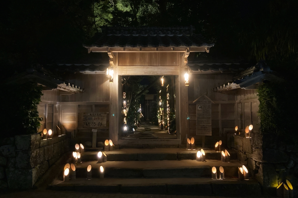 【《イベント情報》いずみマチ・テラス2025】竹灯籠のお祭りに出かけよう！（センになる調べ）