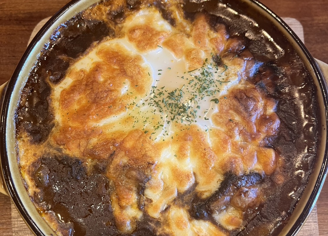 【出水市】喫茶ドム 昭和レトロな純喫茶｜人気No.1の焼きカレーと昭和プリン
